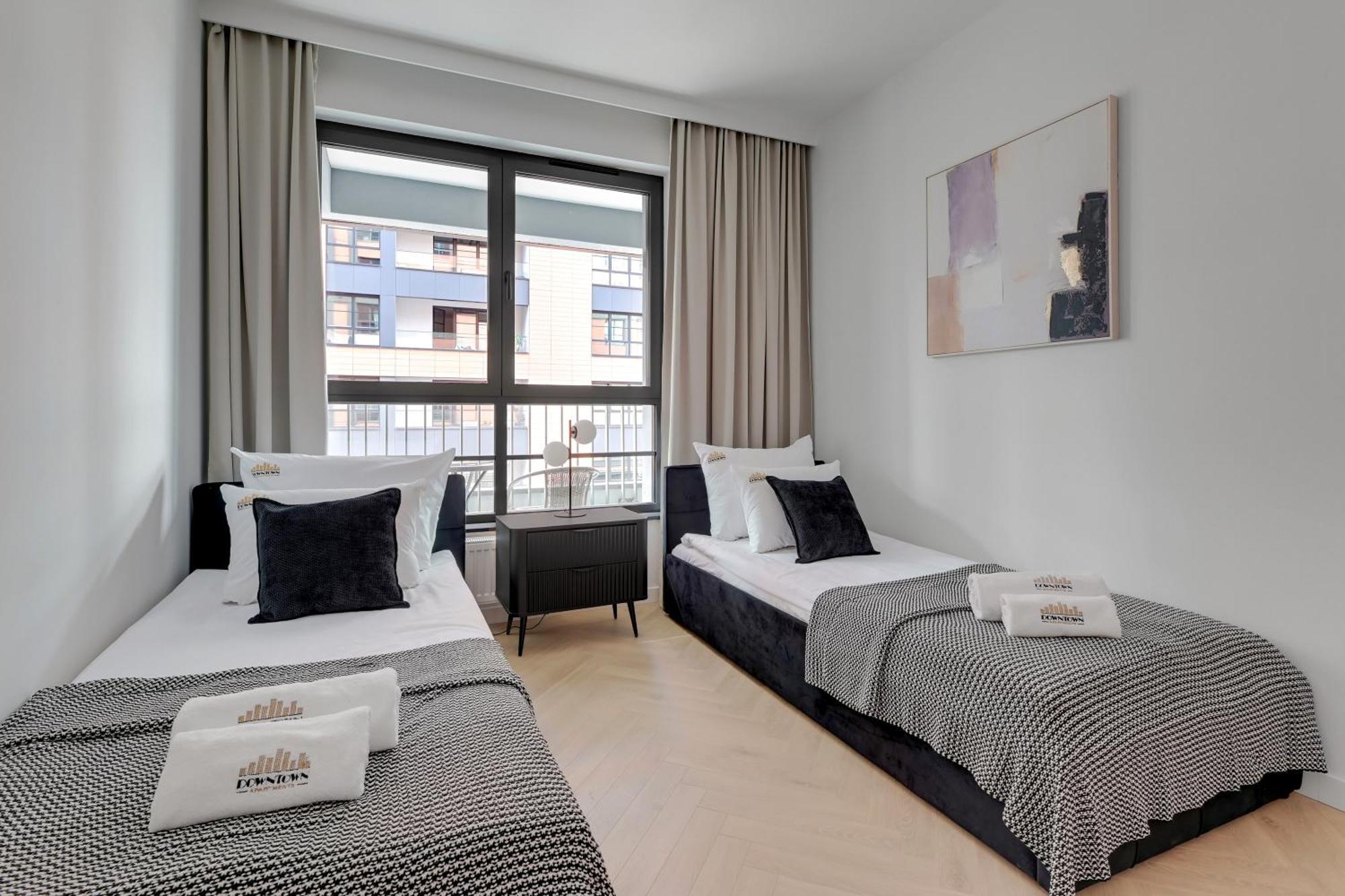 Doki Living - Foodhall & Parking By Downtown Apartments Gdansk Exterior foto