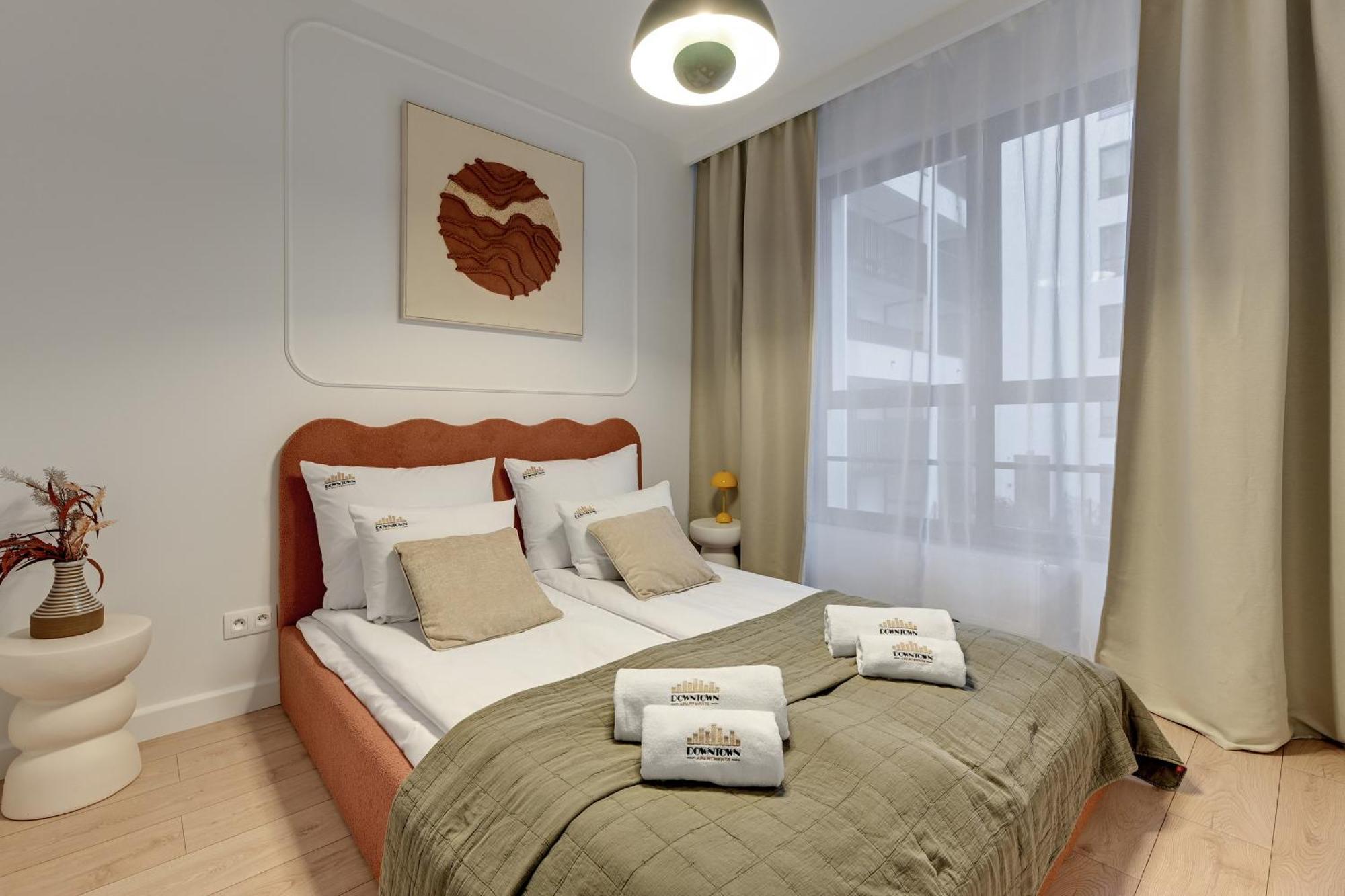 Doki Living - Foodhall & Parking By Downtown Apartments Gdansk Exterior foto