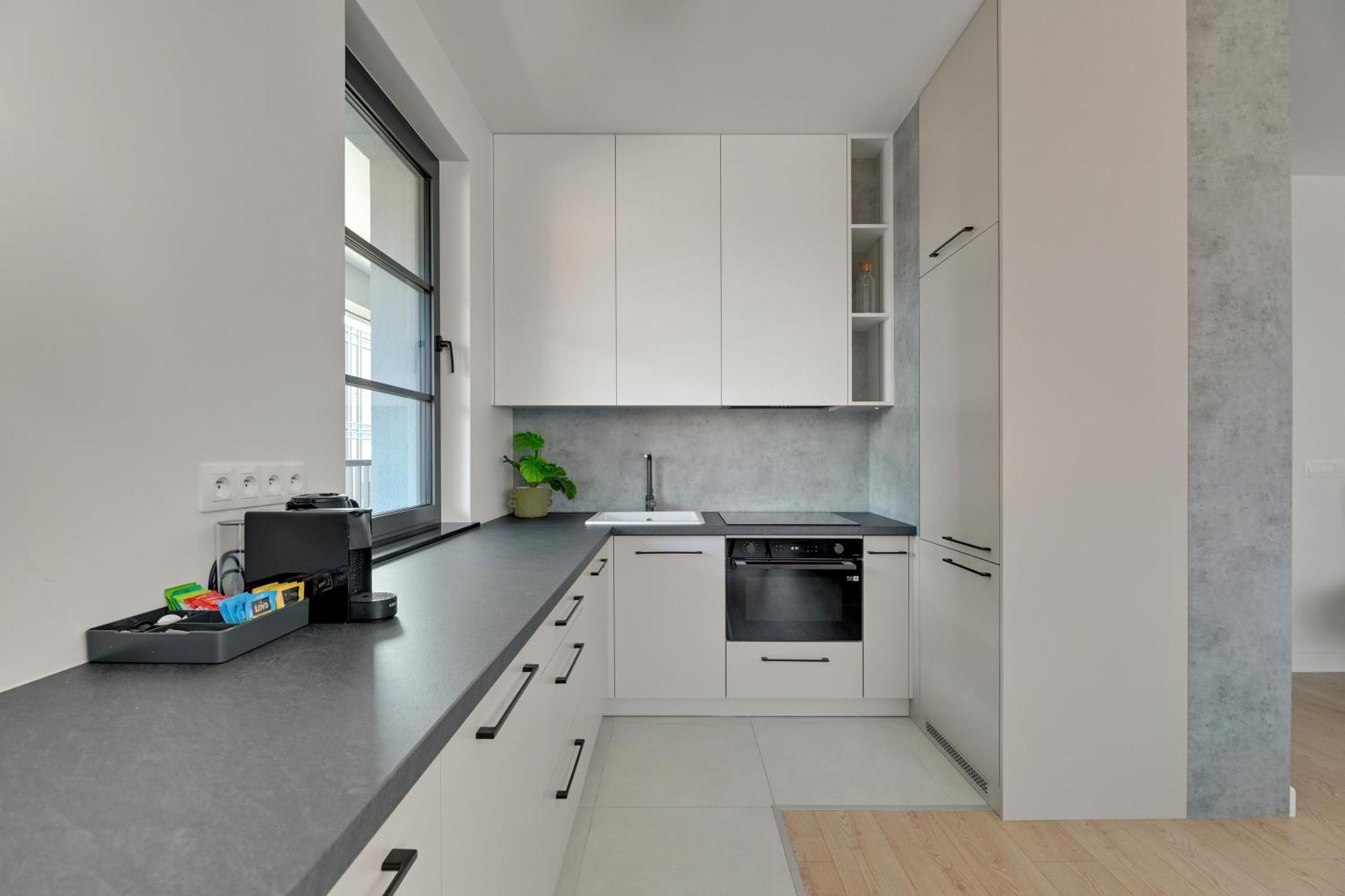 Doki Living - Foodhall & Parking By Downtown Apartments Gdansk Exterior foto